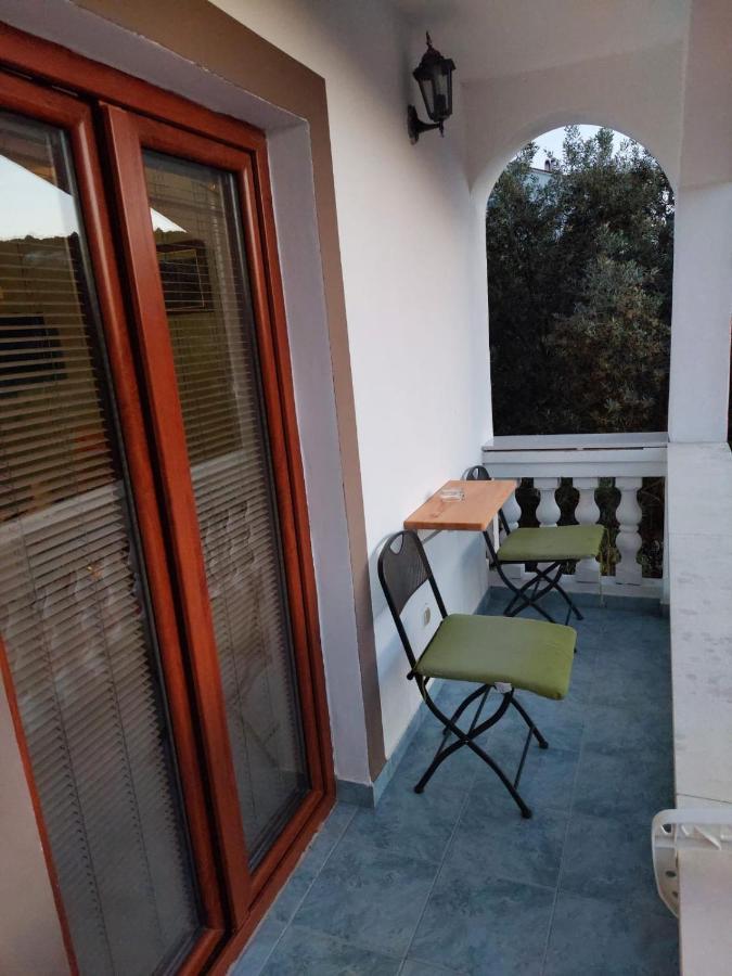 סאלי Guest House Bocac מראה חיצוני תמונה